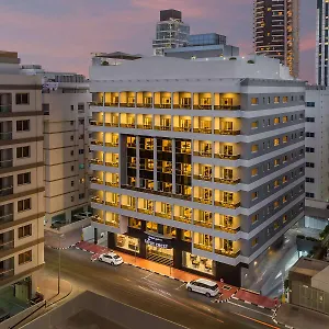 Savoy Crest Apart-hotel